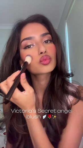 Hourglass Cosmetics Blush Tutorial: Flawless Victoria's Secret Angel Makeup