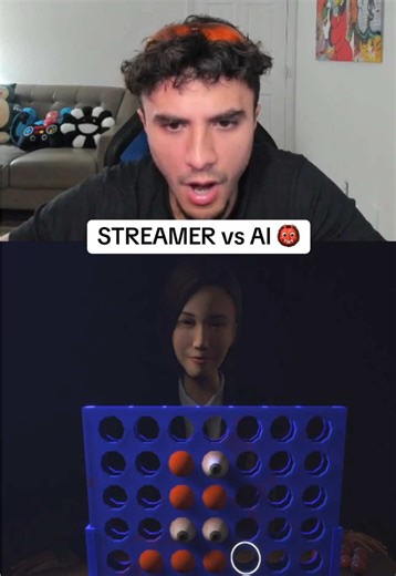 Who wins? #rogercake #gamergirl