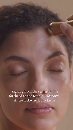 Kansa wand, a traditional face massage tool, when used correctly can help encourage lymphatic drainage, encourage blood circulation and naturally lift the skin. Watch Indrani to learn how to use the Kansa wand with after applying Amarrupa Face Oil. Start at the third eye {sthapani}. Shop any of these products on lockwise www.kamaayurveda.in or at a store near you. #kamaayurveda #facemassage #kansatool #kansawand | Kama Ayurveda India