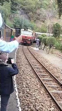 क्या आपने कभी नैरोगेज ट्रेन में यात्रा की है #narrowgaje #rail #रेलवे #ट्रेन #train #travel #shimla