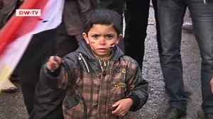 Egypt marks anniversary of revolution – DW – 01/25/2012