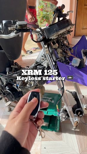 XRM 125/ remote keyless starter https://vt.tiktok.com/ZSfSN8s6Q/ https://youtube.com/shorts/7zKCfzi3aBk?si=Kb49sLfbYfc9dFF8 #fixit #XRM125 #remotecontrol #keylessstarter #xrm125fi | FixIt