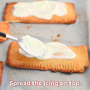 Perfect for those cozy mornings or when you just need a comforting snack. RECIPE:https://www.lowcarbspark.com/keto-pop-tarts/ | Low Carb Spark