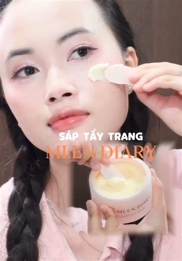 Tẩy trang bằng sáp: giải pháp nhẹ nhàng cho da nhạy cảm