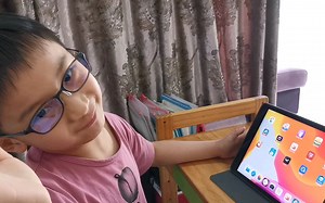 （swift playgrounds）幼儿园小朋友教你学编程（使用不同类型的实例）