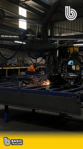 Behind the scenes at Basic Trailers 🔧💪 Aussie steel, local craftsmanship, and a team that builds tough every day 📞Call 𝟏𝟑𝟎𝟎 𝟕𝟕𝟎 𝟕𝟕𝟎 to get the process started #basictrailers #behindthescenes #trailers #cartrailers #bts #australianmade | Basic Trailers