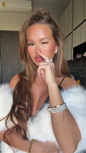 Glamorous Jazz OOTD for Elegant Events
