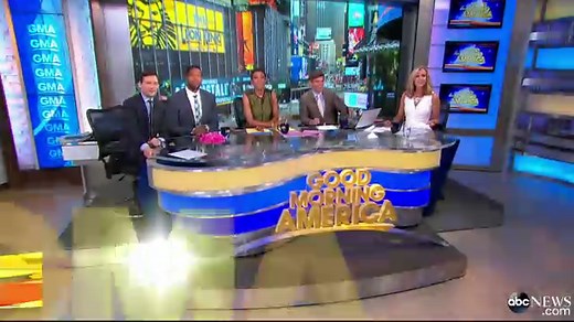 Tracy Morgan Suing Walmart for Collision