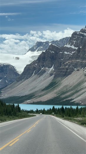 Top Destinations for North America Road Trips