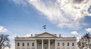 Casa Bianca, Trump annuncia nuovo complesso militare sotterraneo sotto la sala da ballo