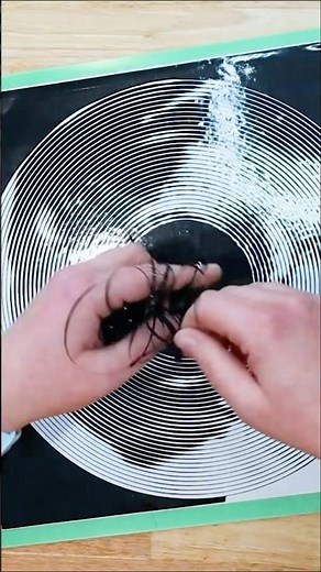 Make a spiral Betty with your cricut comment BETTY for the full tutorial #cricut #spiralbetty