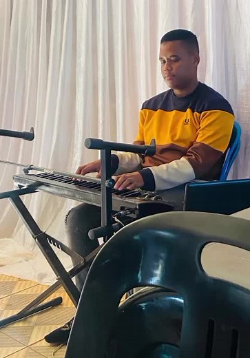 Mastering the Electronic Keyboard: Tips and Techniques