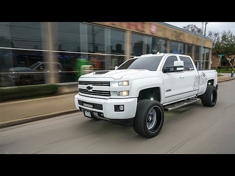 2018 L5P Duramax with full tune and delete from Denver colorado cruises thru Houston Texas!