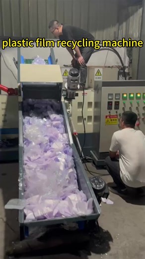 Transforming Plastic Waste with Recycling Machines
