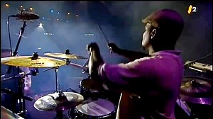 One of our favorites... Al Jarreau and George Benson performing Seal & Crofts, "Summer Breeze" | Al Jarreau