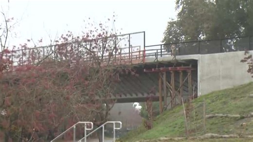 Del Rio Trail Bridge reopens, completing key connection between south Sacramento and downtown
