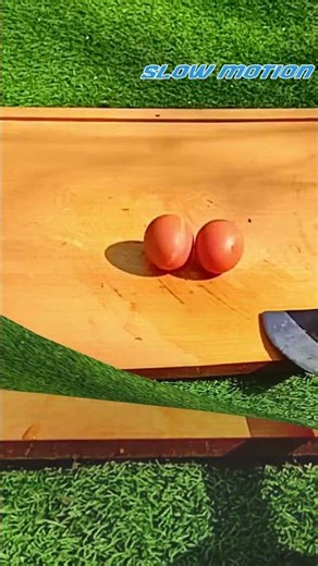 Egg Smash with an Axe – Slo Mo🥚#short