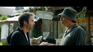 Le 14 juillet, retrouvez Louis-José Houde, Michel Côté, Karine Vanasse, Mariana Mazza et plus encore, alors que le duo de policiers père-fils le plus populaire du cinéma québécois reprend du service! | De père en flic