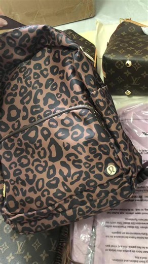 Backpack Buying Guide: Best Schoolbag Picks & Alibaba Wholesale Tips