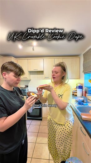 @Dipp'd Cookies, you’ve officially stolen our hearts 😍 these cookies are STUNNING. But serious question… do you do giant birthday cookies?! Because we need one 👀🎂 And can we just talk about this £27.90 for SIX mega, chunky cookies, delivered fresh straight to your door?! That is an absolute bargain. Obsessed is an understatement 🤍🍪