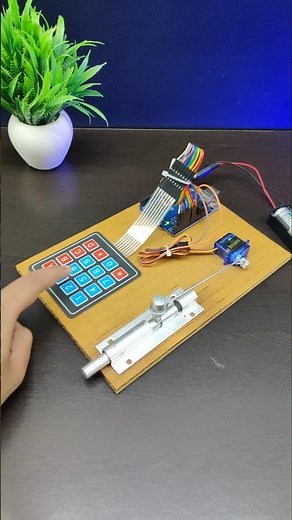 Keypad Door Lock System Using Arduino UNO and 4x4 Keypad #arduinouno #arduinoprojects #arduino #iot