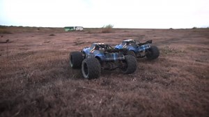 MYDOVA Fastest Professional Racing RC Cars 40 KM/h-Remote Control 4WD 1:16 Off-Road Vehicle With 2 Batteries