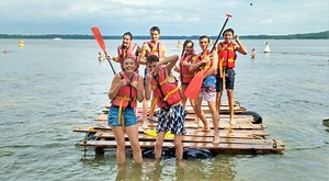 The Berlin Water Sports summer German language camp is located in the village of Blössin, about 30km from Berlin. The grounds of the camp are right on the edge of one of the beautiful lakes that surround Berlin - Lake Wolzig. The program is for @Verbalists Education students age 12–16. Read program details at https://wp.me/p3oZcN-whg This camp has fantastic water sports facilities - with lots of canoes, sailing boats and surfing equipment. So when you've finished working on your German in the cl