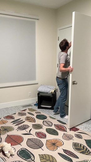 392K views · 10K reactions | This one is not loading for some people, so I’m posting it again 殺 Chloe got treats this Halloween! | Chloe the Serval | Facebook