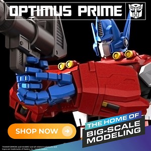 Die-cast metal, posable model kit Working lights and sounds | Agora Models