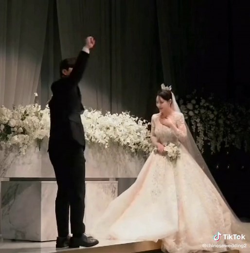 #CapCut #koreanwedding #wedding #weddingtiktok #fyp #foryou #🖤🖤🖤🥀🖤🥀