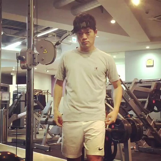 Gym Workout Routine with Cable Machine Techniques