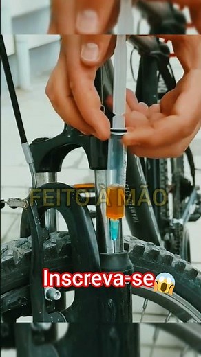 Como lubrificar amortecedor de bicicleta 29 com apenas uma seringa 💉 #shorts #feitoamao