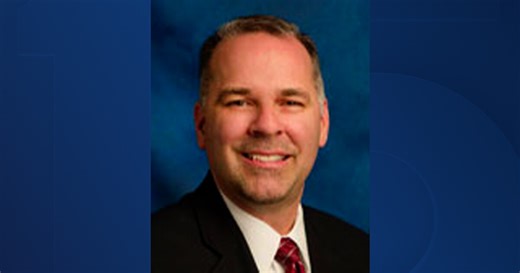 City council approves re-hiring of old Phoenix city manager Ed Zuercher