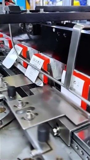 This Machine Builds Boxes Faster Than Humans 😳📦