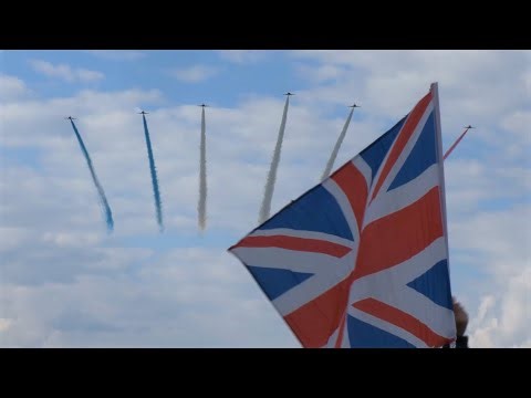 RAF Red Arrows - new 2022 7-ship display at the Midlands Air Festival
