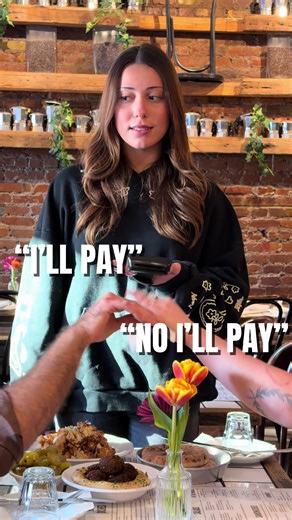 NYC Restaurant Server's Quick Wits During Customer Argument