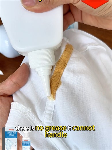 Effective Spot Cleaning for Carpet Stains on Clothes