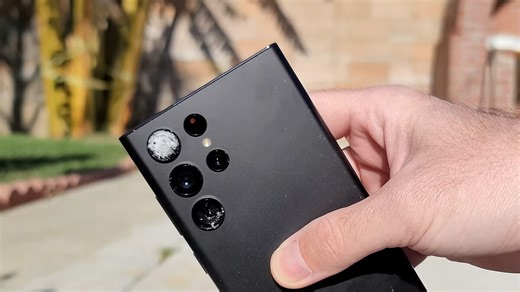 First Galaxy S22 Ultra drop test reveals two major weak points of its design aesthetics