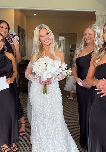 When the maid of honour prints the photos, you know theyre going to be bad 🤣 #wedding #sydneywedding #weddingvibes #weddingtiktok #australiawedding #weddingcontentcreator