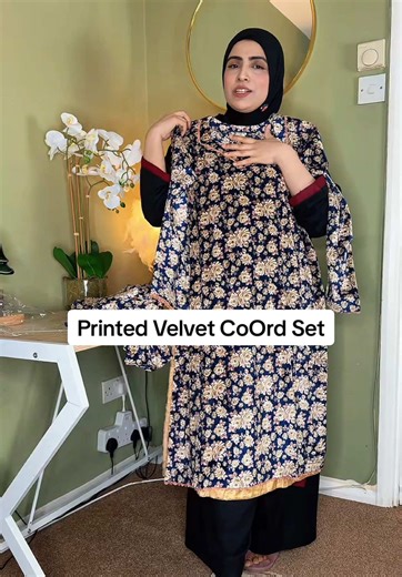 I am in Living in this Warm and Comfortable Printed CoOrd Set by @Memsaab which is available in so many beautiful prints so I am going to get some more ✨💕 Available in different sizes and my size is: Large !! #coordset #pakistanidresses #pakistanifashion #tiktokmademebuyit #dealdrops