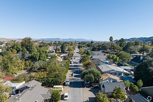 Living in the Los Alamos Neighborhood of Los Alamos, CA
