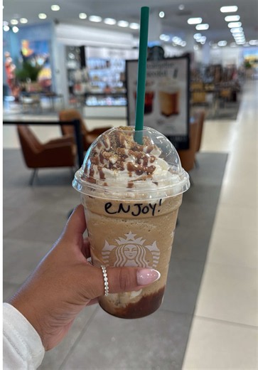 S’mores Frappuccino Review: Starbucks Must-Try Treat