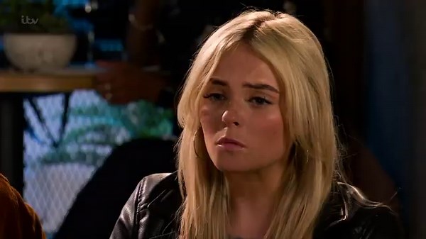 Spoilers: Maria shatters Kelly's wedding dreams in Coronation Street