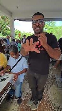 Continuing through the Feira do Rato in Campo Formoso, Bahia