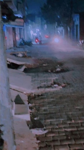 yah road kahan per hai comment me batao 🤔🤔🤔#shortsviral #trainvideo #shortsvideo #subscribe 👍part 1🤔