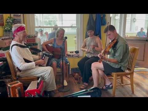 “Creole Stomp” 🔥 Cajun Tune | Live @ Windy Corner