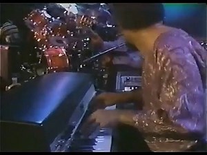 Crusaders - Midnight Triangle (Live in Los Angeles 1984 https://youtu.be/wTSSSHlRv9U Bass – Eddie Watkins Drums – "Stix" Hooper Guitar – Barry Finnerty Percussion – Paulinho Da Costa Piano, Keyboards – Joe Sample Saxophone – Wilton Felder 1 Introduction 2 Sunshine In Your Eyes Written-By – Joe Sample 3 Soul Shadows Lead Vocals – Bill Henderson Written-By – Joe Sample, Will Jennings 4 Scratch Written-By – Wayne Henderson 5 Melodies Of Love Written-By – Joe Sample 6 Someday We'll All Be Free Lead 