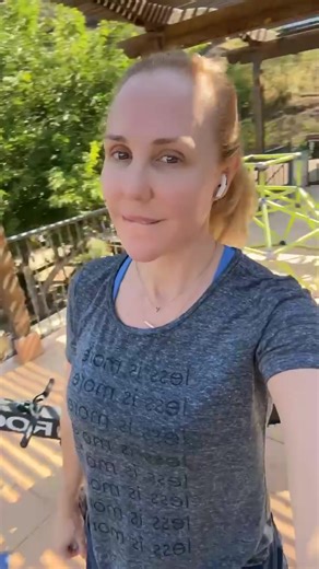 Holly Randall (@holly.randall68)’s videos with original sound - Holly Randall