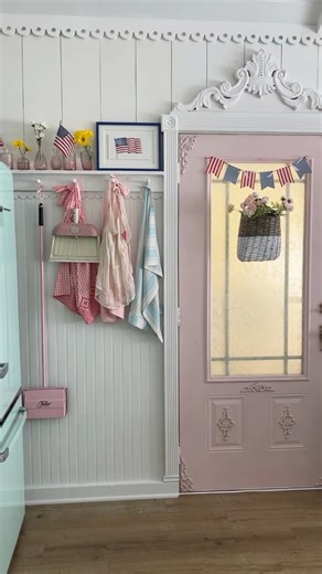 11K views · 408 reactions | Summer cottage . #cottagedesign #cottagechic #cottagedecor | CottageonWynn | Facebook