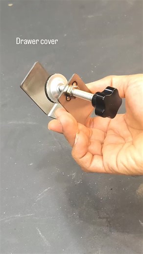 plywoodworking on Instagram: "Now install the drawer cover more easily and faster using this clamp, no more making mistakes again. #woodworking #diy #tips #plywoodworking"